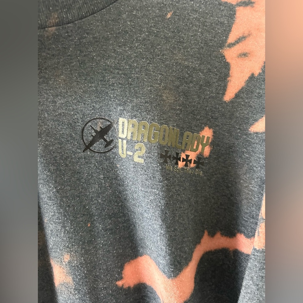 Bleach Dyed Gildan Graphic Tee – XL - Picture 6 of 11